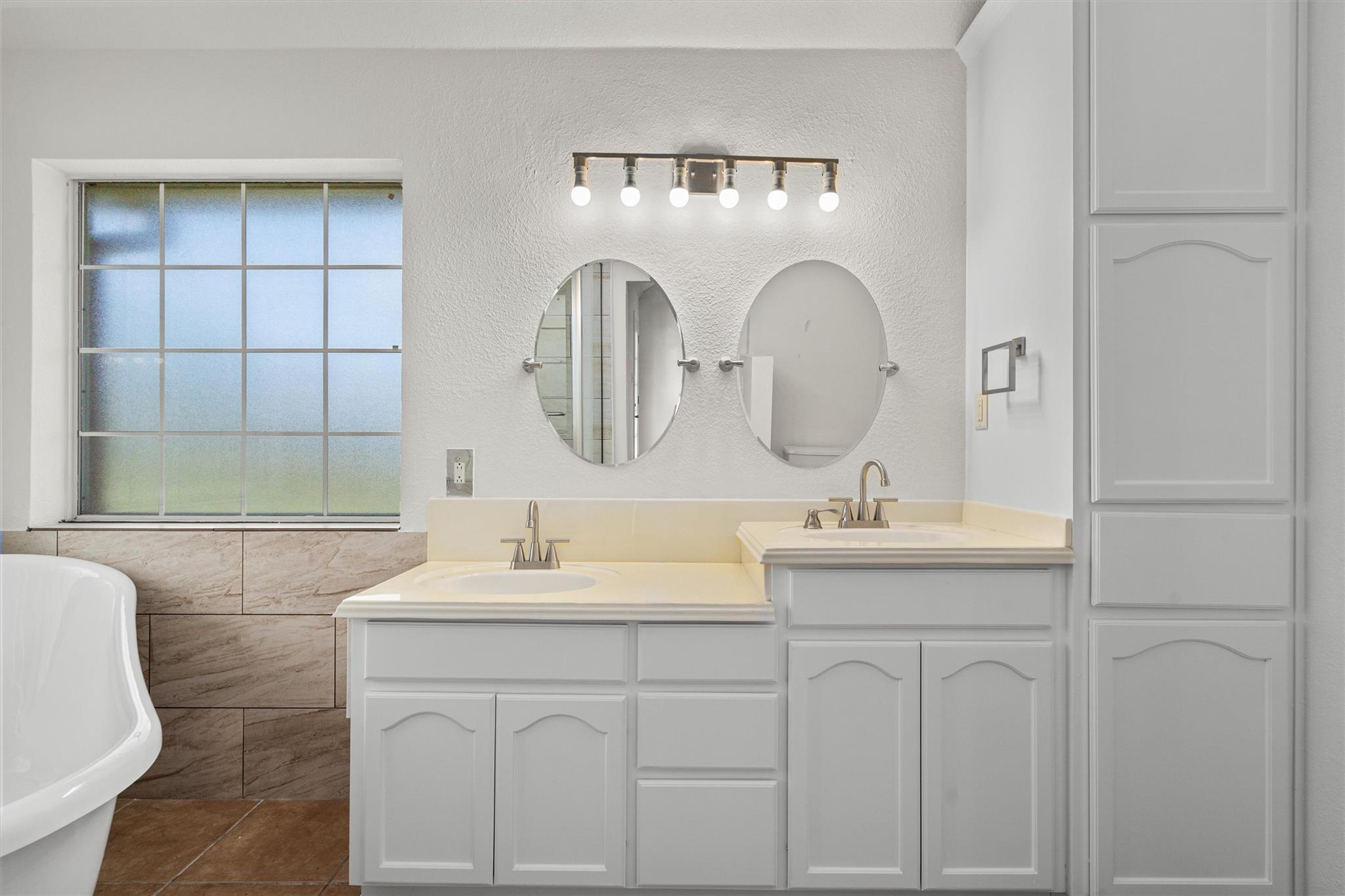 130 Jesse James Dr, Nolanville, TX 76559