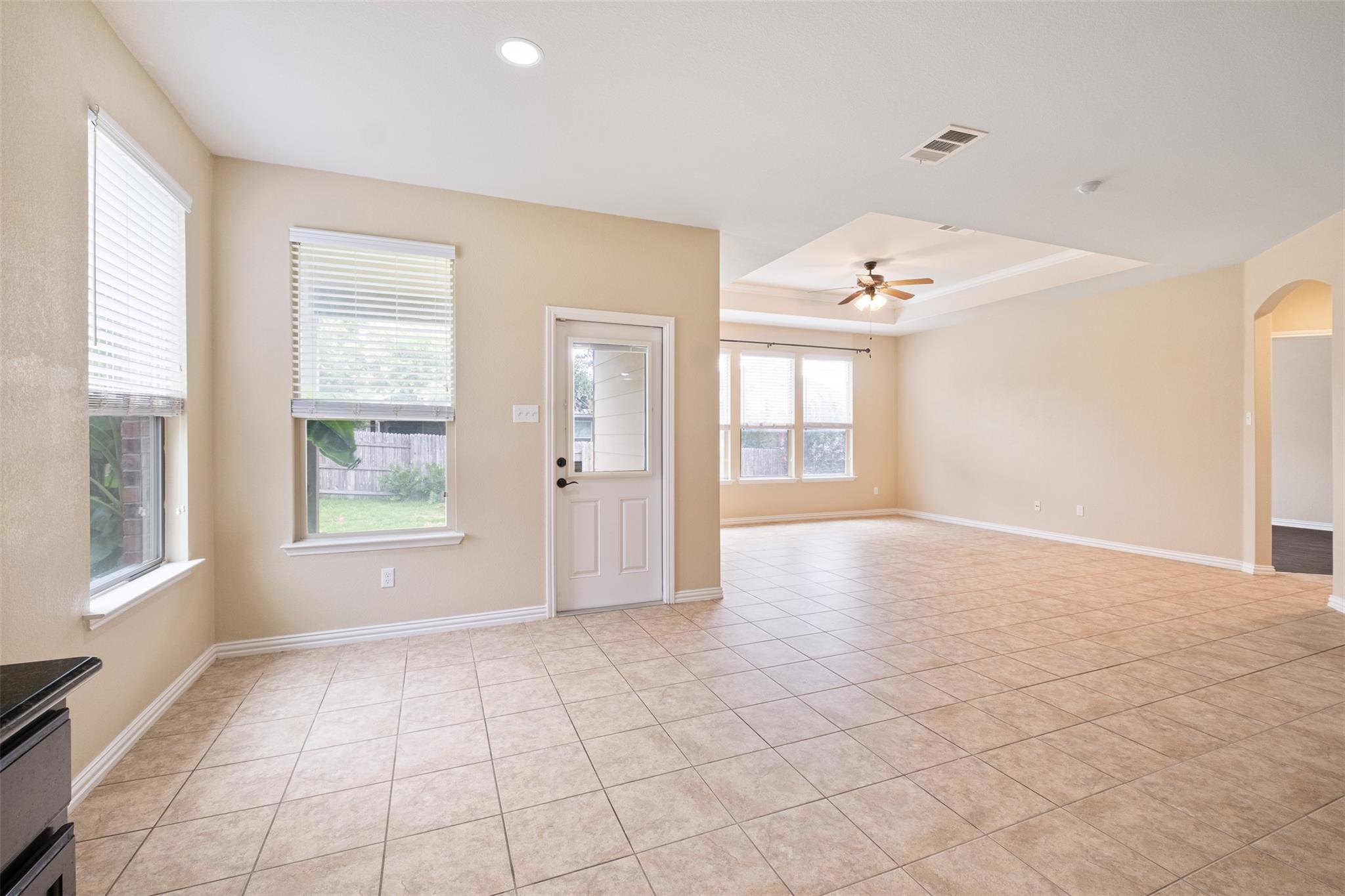 2955 Angelina Dr, Round Rock, TX 78665