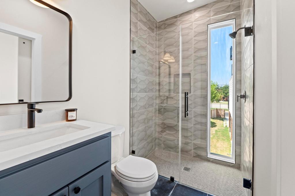 1169 Bedford St # 2, Austin, TX 78702