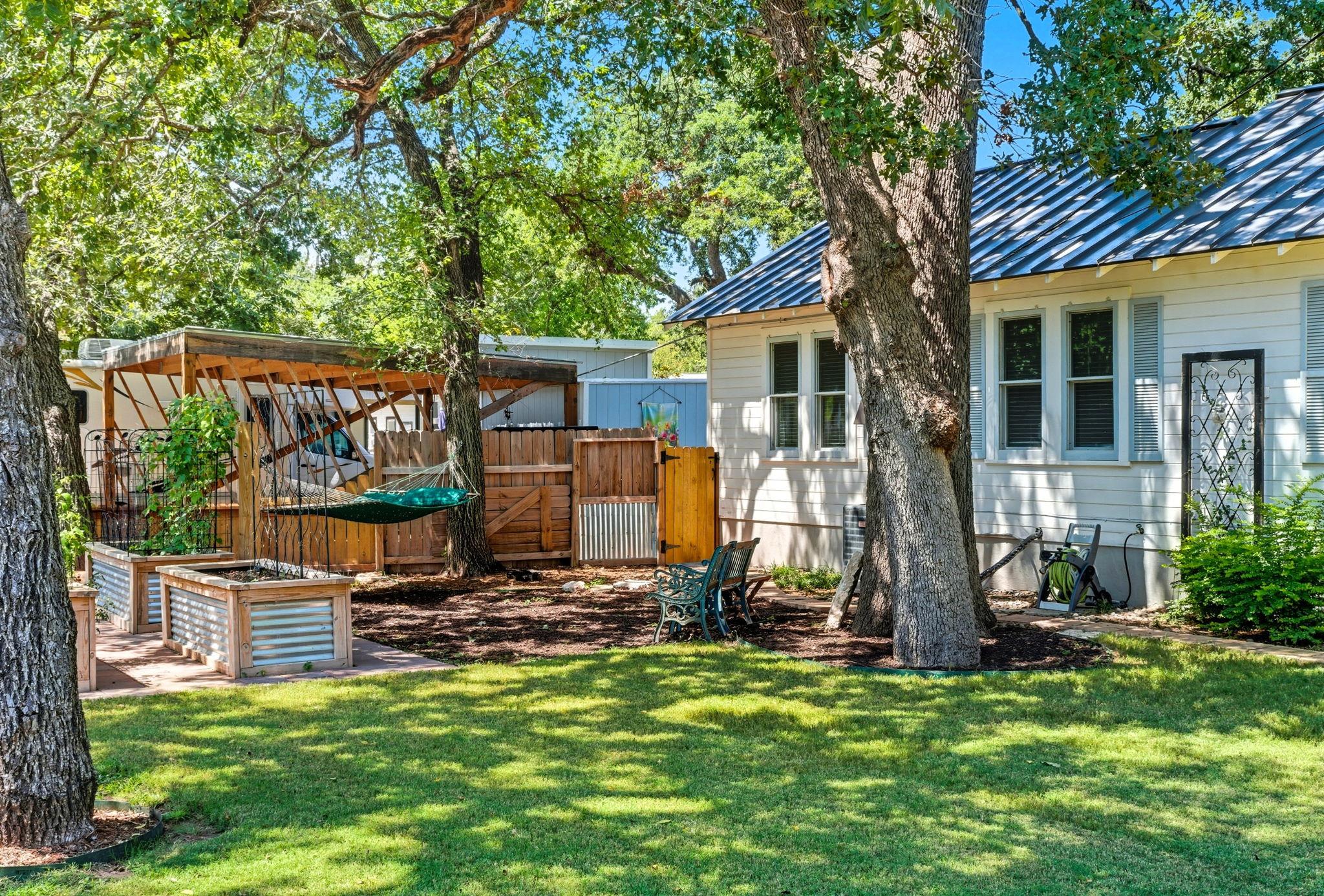 508 S Vandeveer St, Burnet, TX 78611