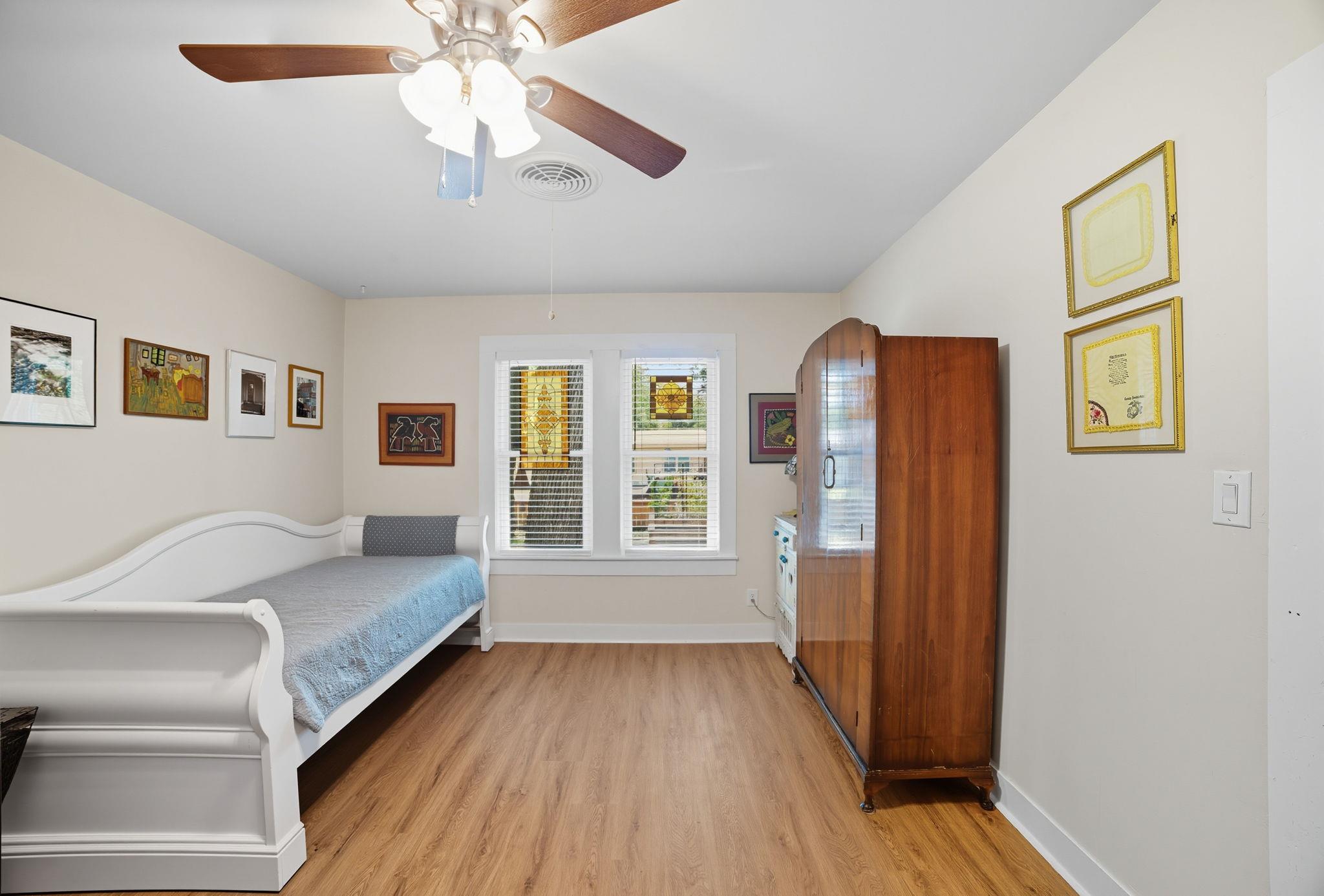 508 S Vandeveer St, Burnet, TX 78611