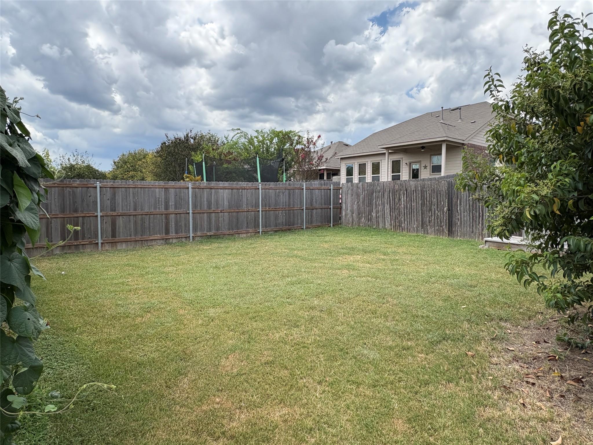 564 Travertine Trl, Buda, TX 78610