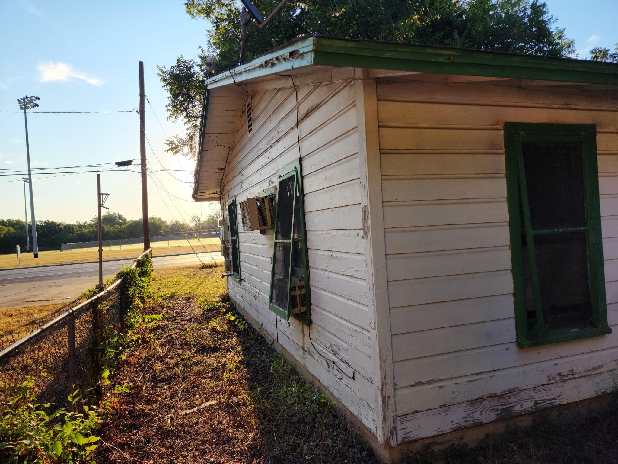 512 S Cm Allen Pkwy, San Marcos, TX 78666