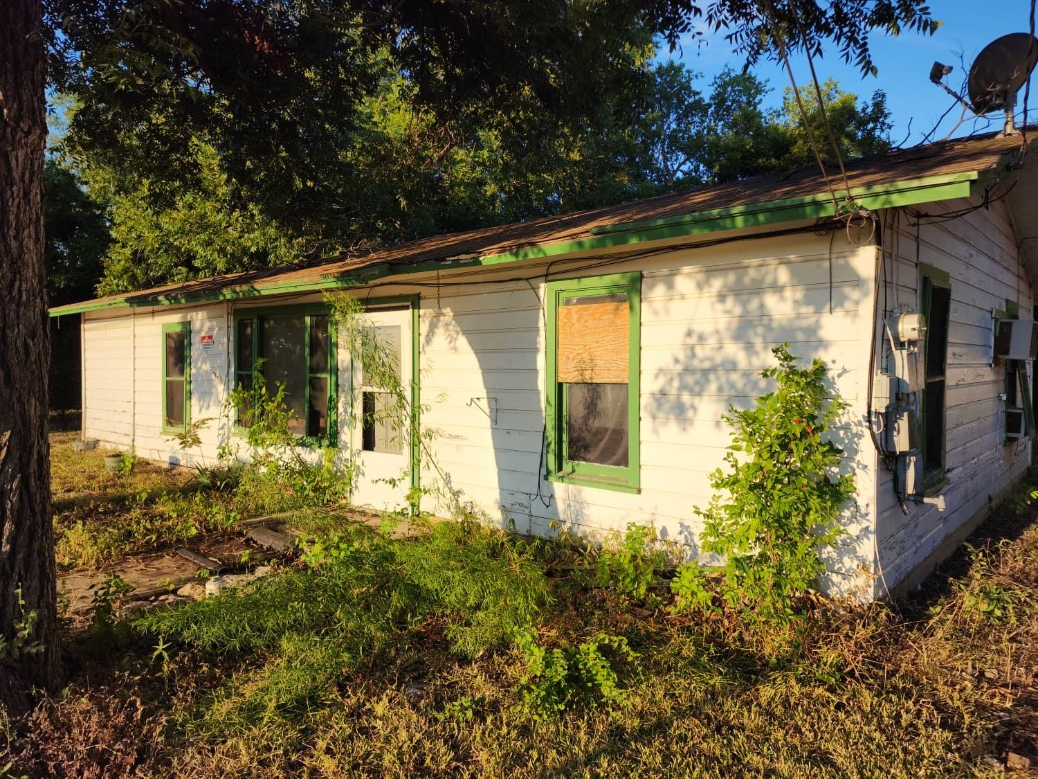 512 S Cm Allen Pkwy, San Marcos, TX 78666