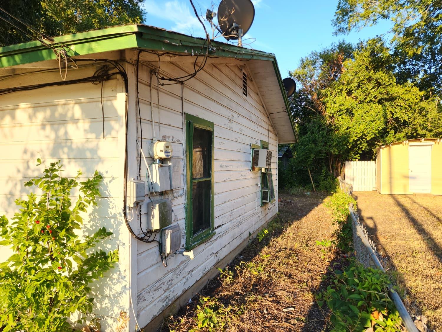 512 S Cm Allen Pkwy, San Marcos, TX 78666