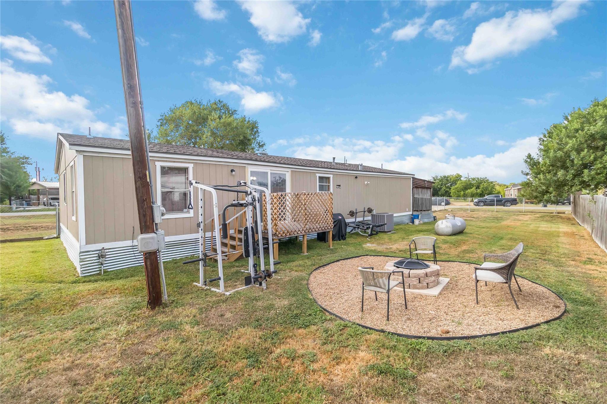 182 Pintail Loop, San Marcos, TX 78666