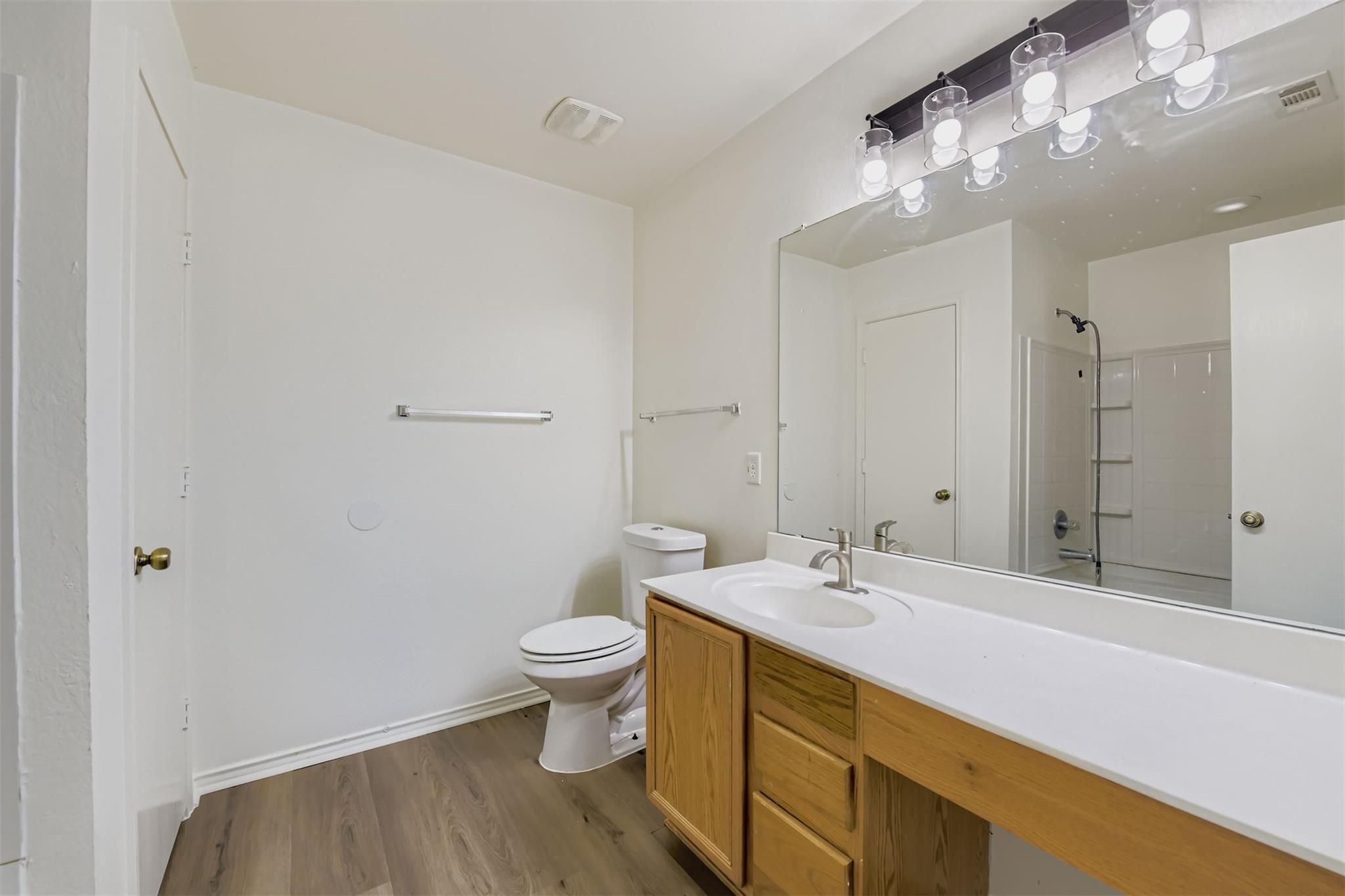 101 Bandara Woods Blvd, Elgin, TX 78621