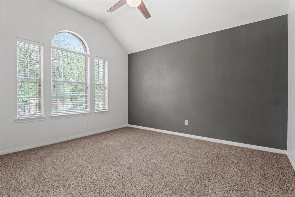 8613 Glen Canyon Dr, Round Rock, TX 78681