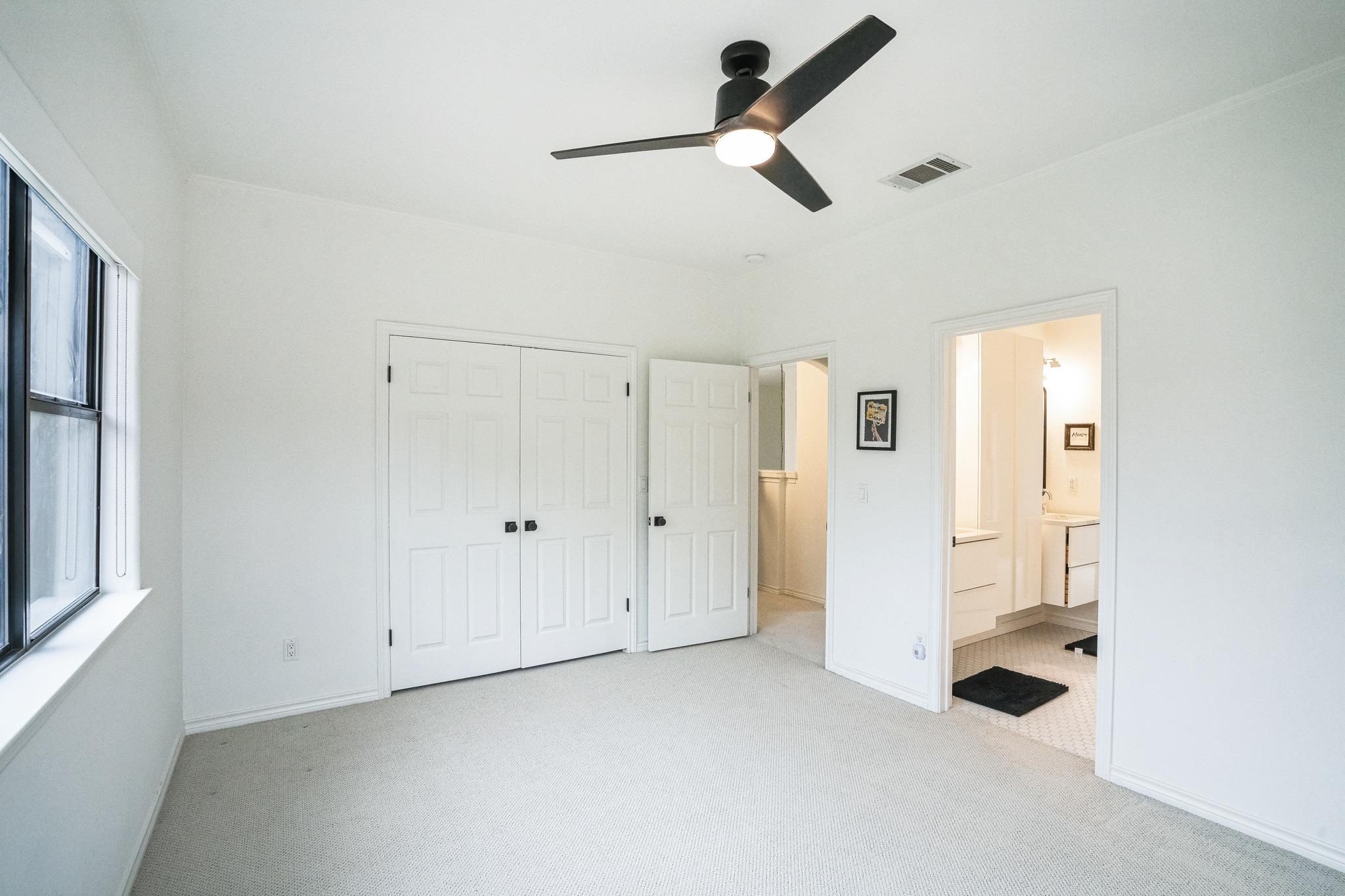 608 Lakeway Dr, Lakeway, TX 78734