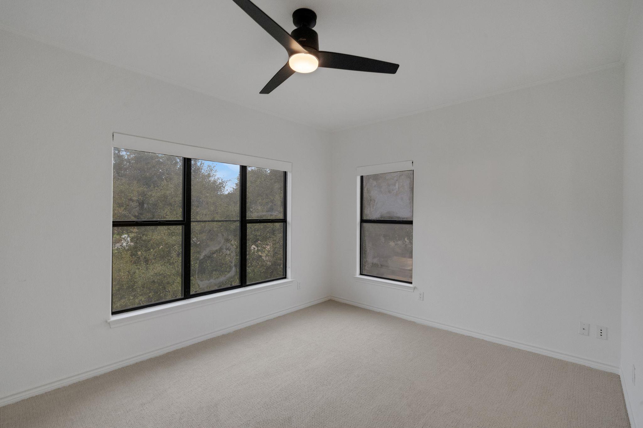 608 Lakeway Dr, Lakeway, TX 78734