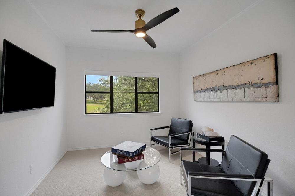 608 Lakeway Dr, Lakeway, TX 78734