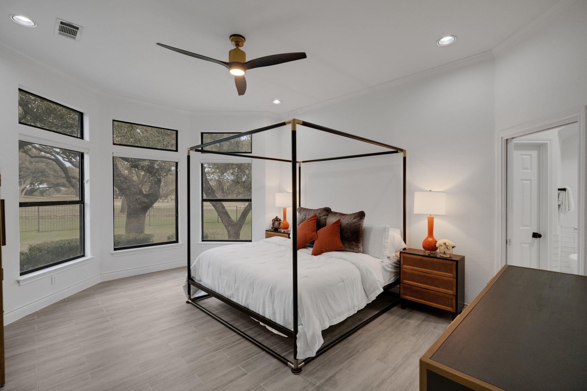 608 Lakeway Dr, Lakeway, TX 78734