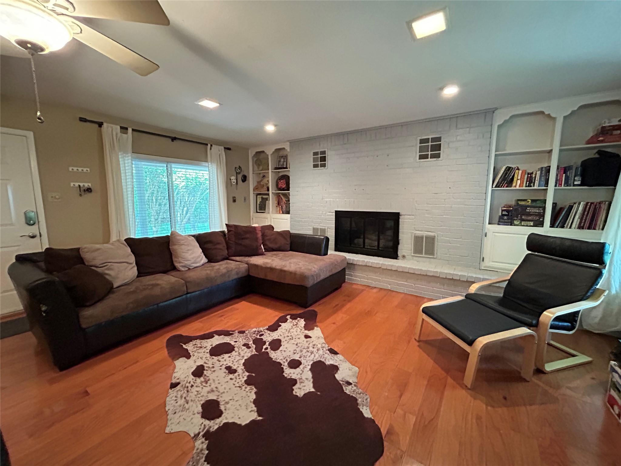 11303 Oakwood Dr, Austin, TX 78753