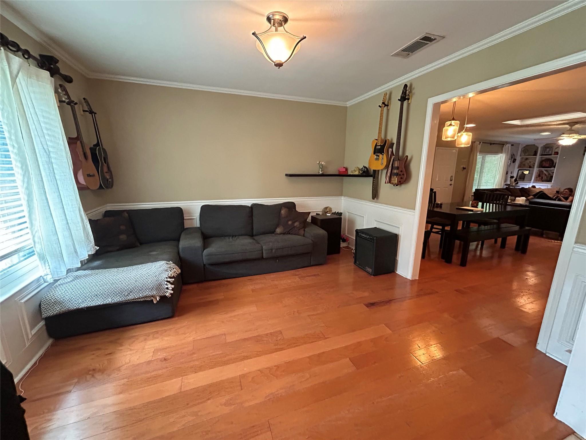 11303 Oakwood Dr, Austin, TX 78753