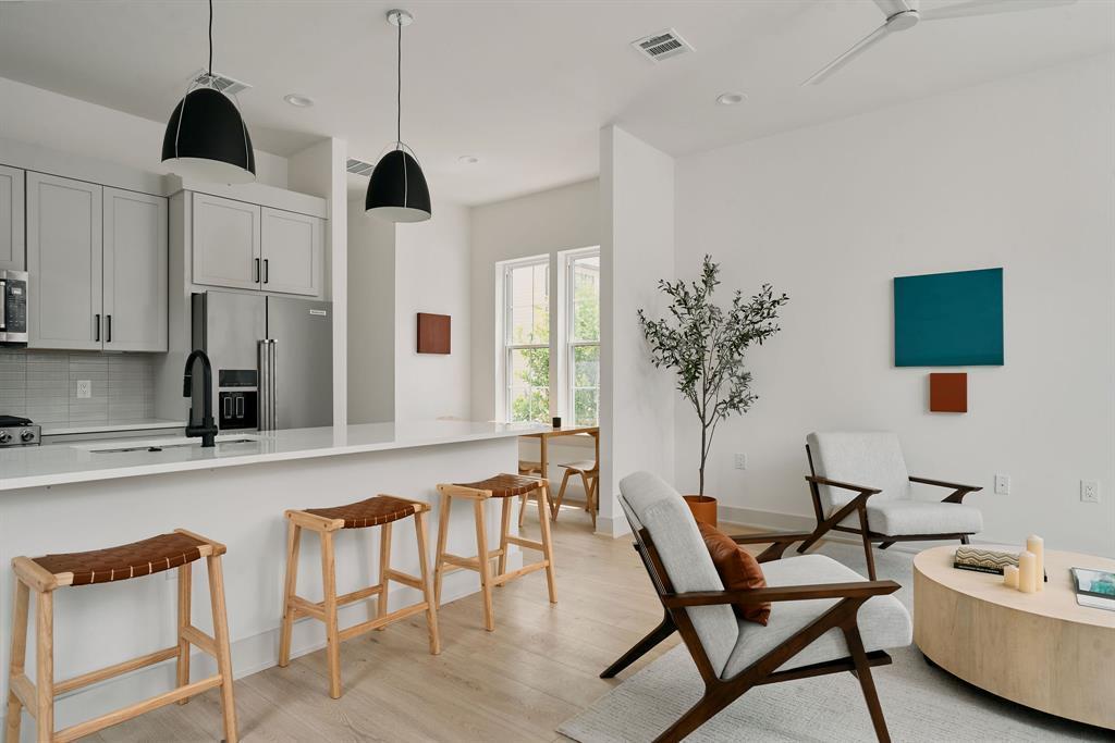 2209 Woodland Ave # 101, Austin, TX 78741