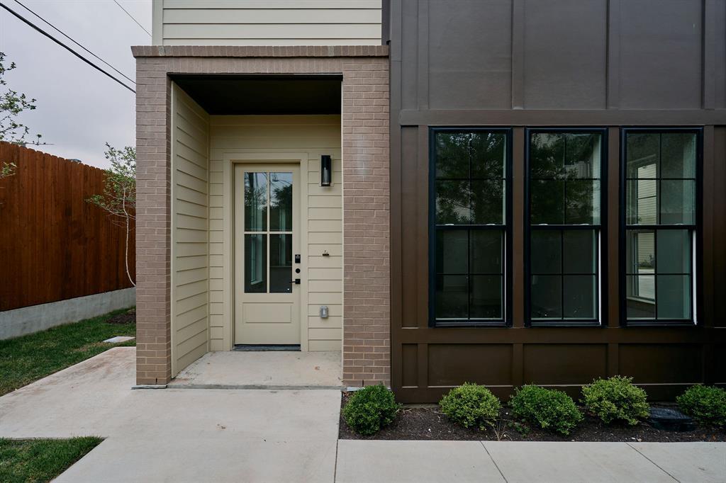 2209 Woodland Ave # 101, Austin, TX 78741