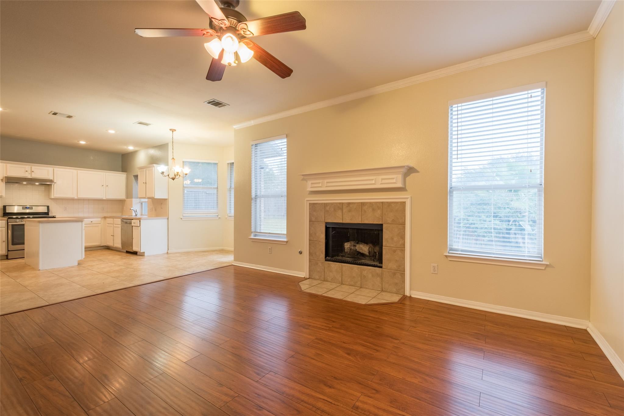 1121 Terra St, Round Rock, TX 78665