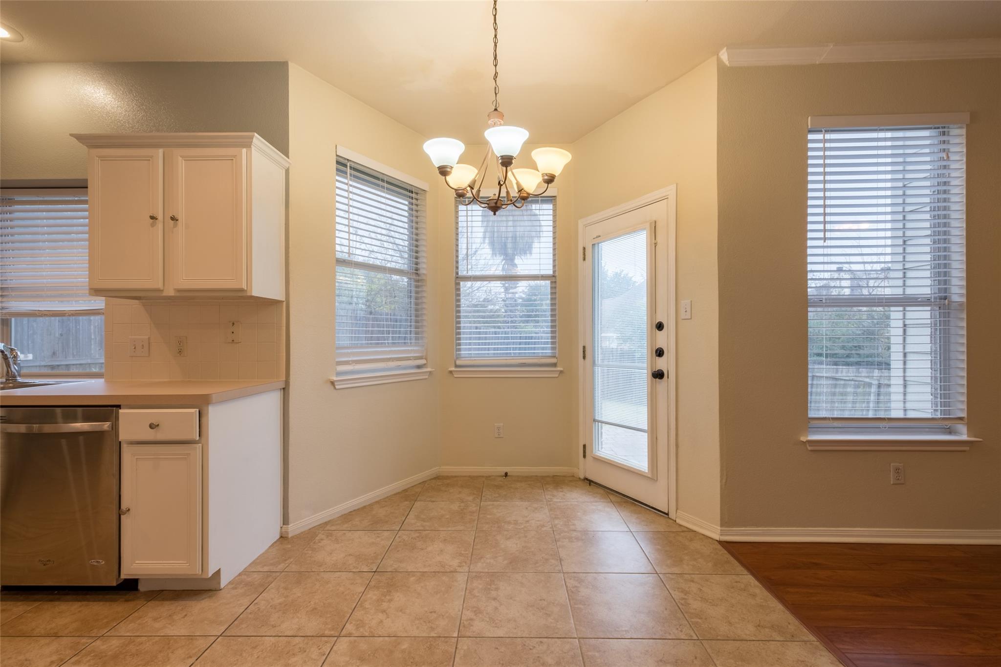 1121 Terra St, Round Rock, TX 78665