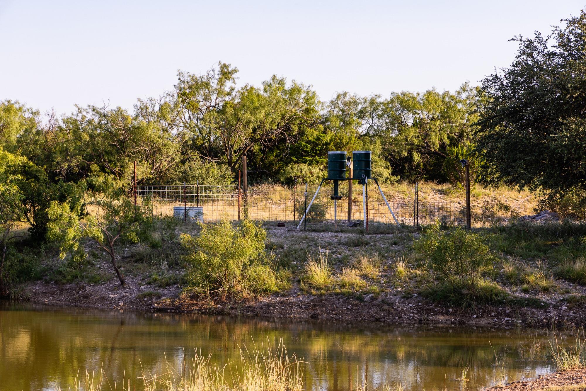 327 Antelope Trl, Eldorado, TX 76936