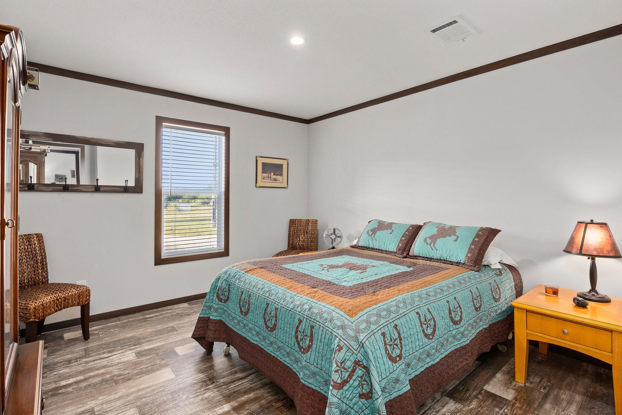 327 Antelope Trl, Eldorado, TX 76936