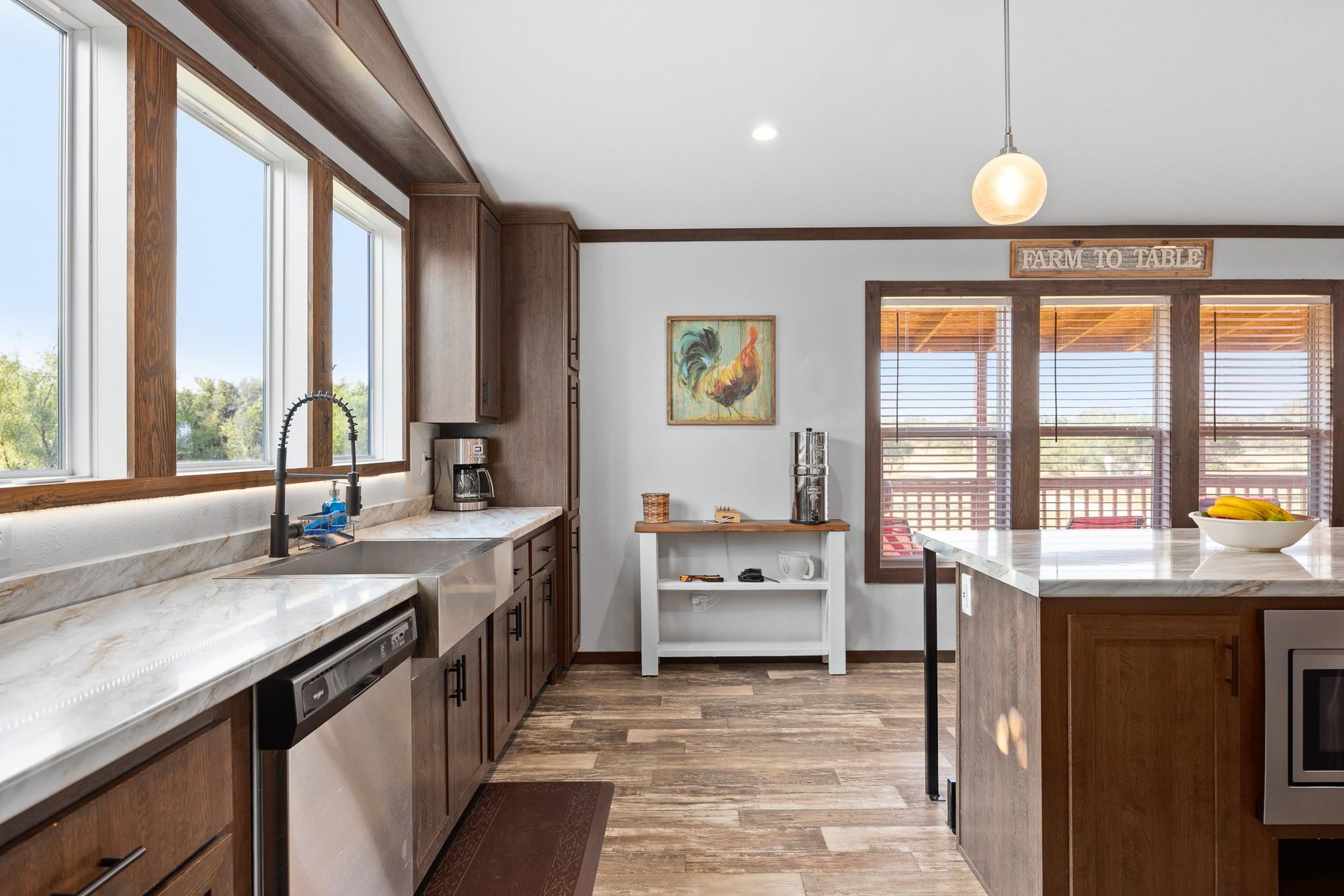 327 Antelope Trl, Eldorado, TX 76936