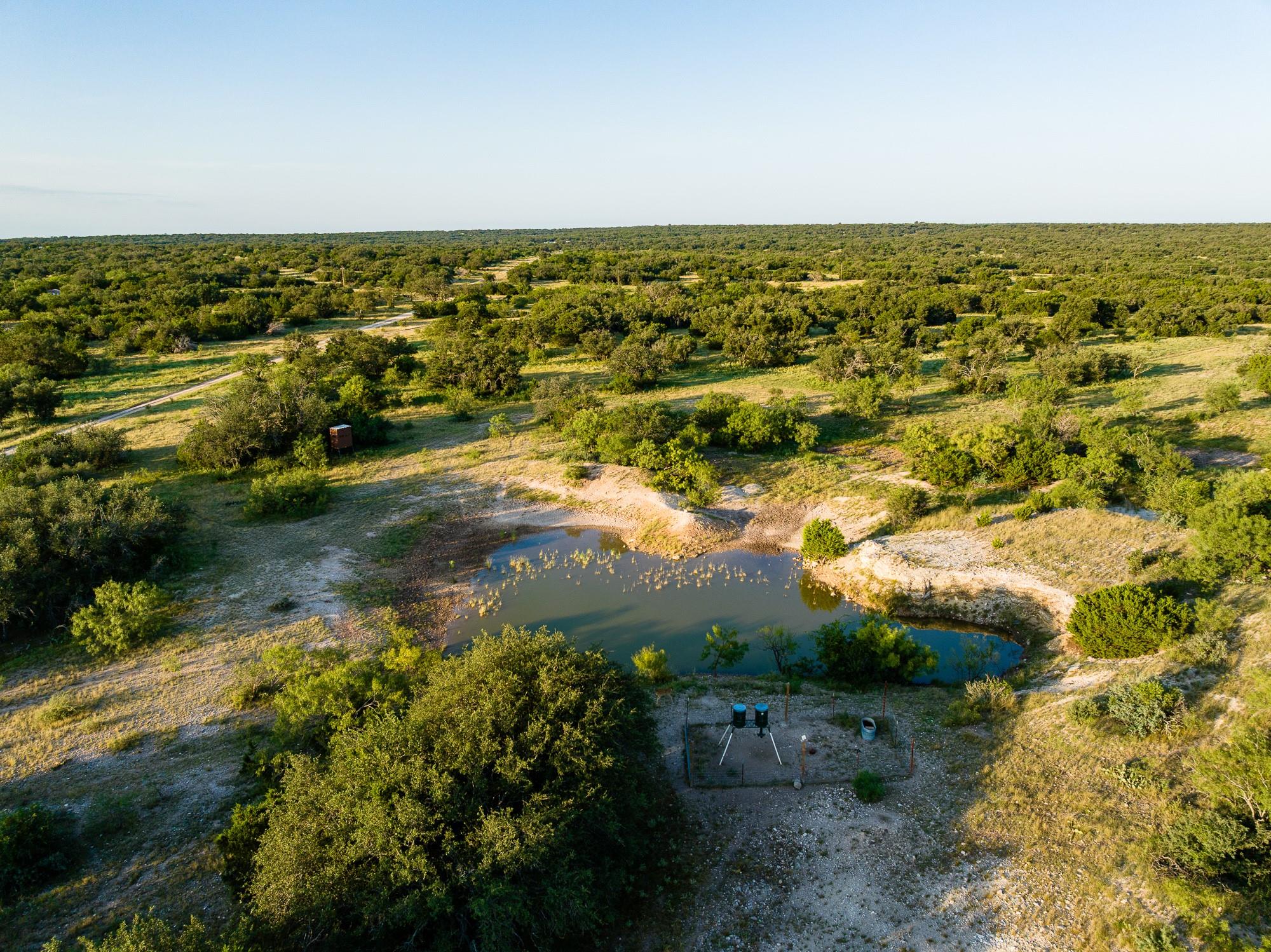 327 Antelope Trl, Eldorado, TX 76936