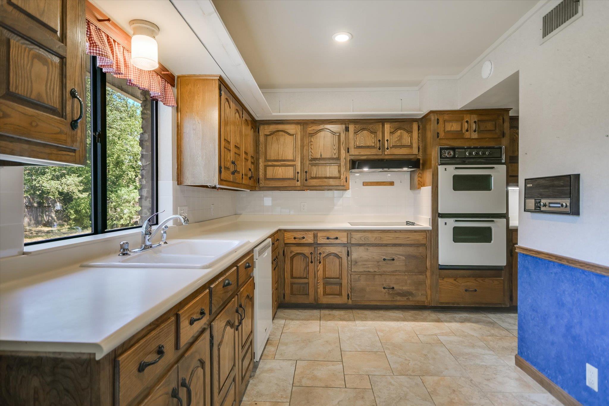 10404 Mourning Dove Dr, Austin, TX 78750