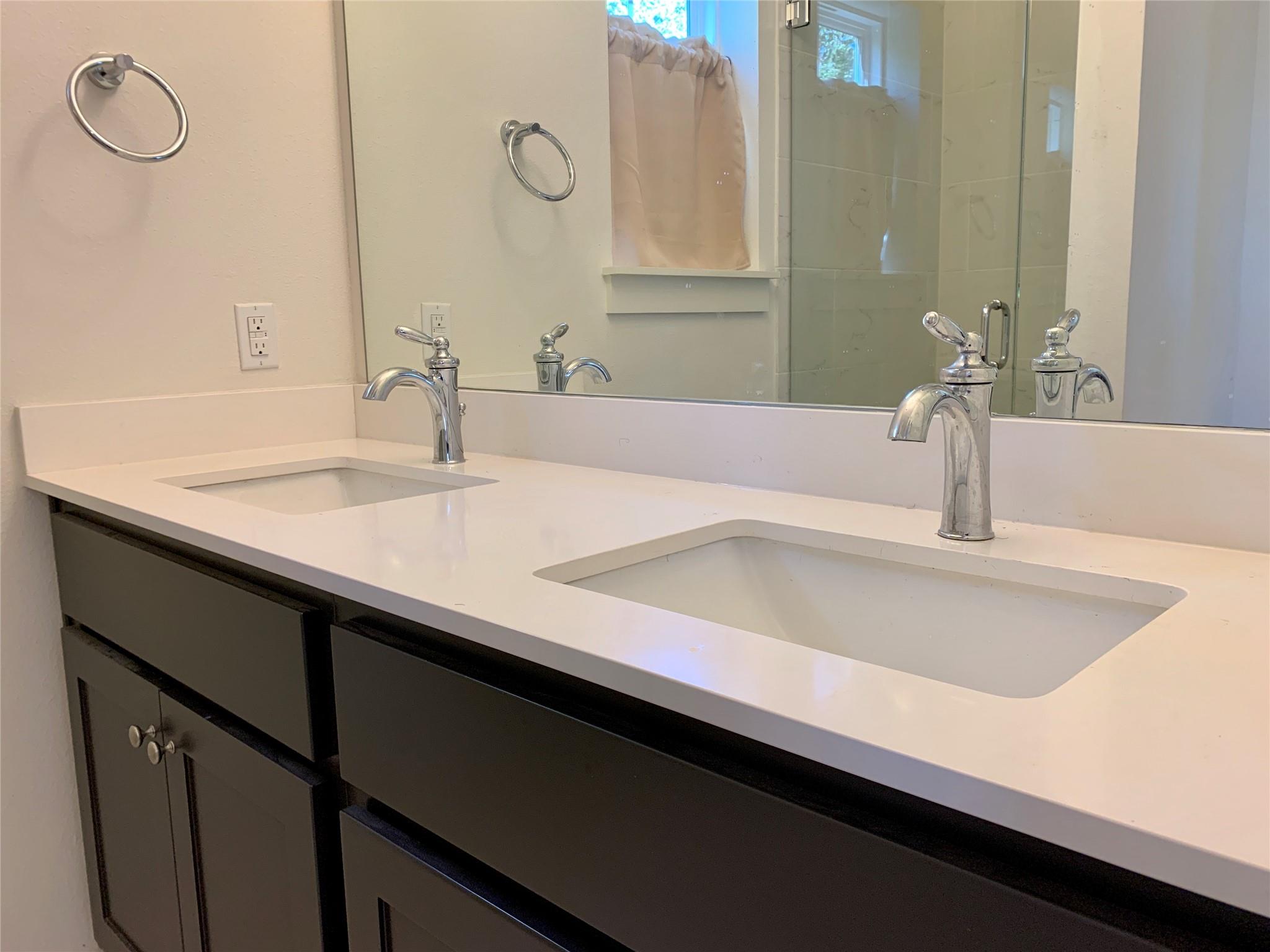 5205 Samuel Huston Ave # B, Austin, TX 78721