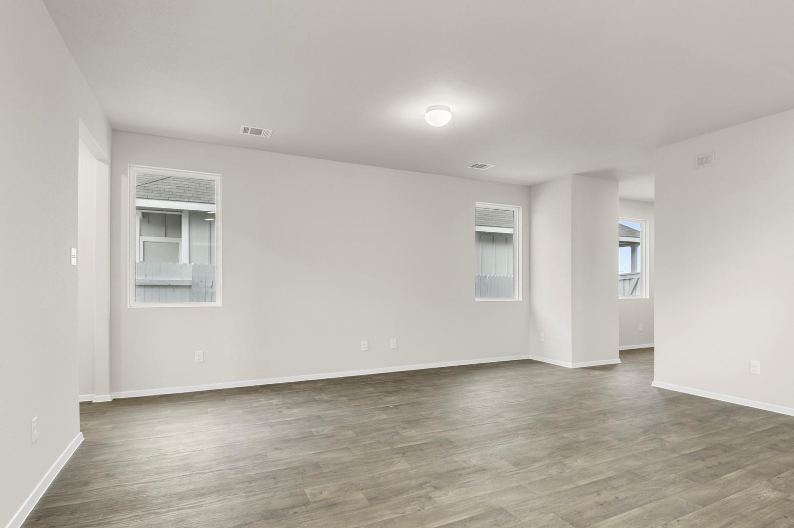 3043 Winding Creek Rd, Kyle, TX 78640