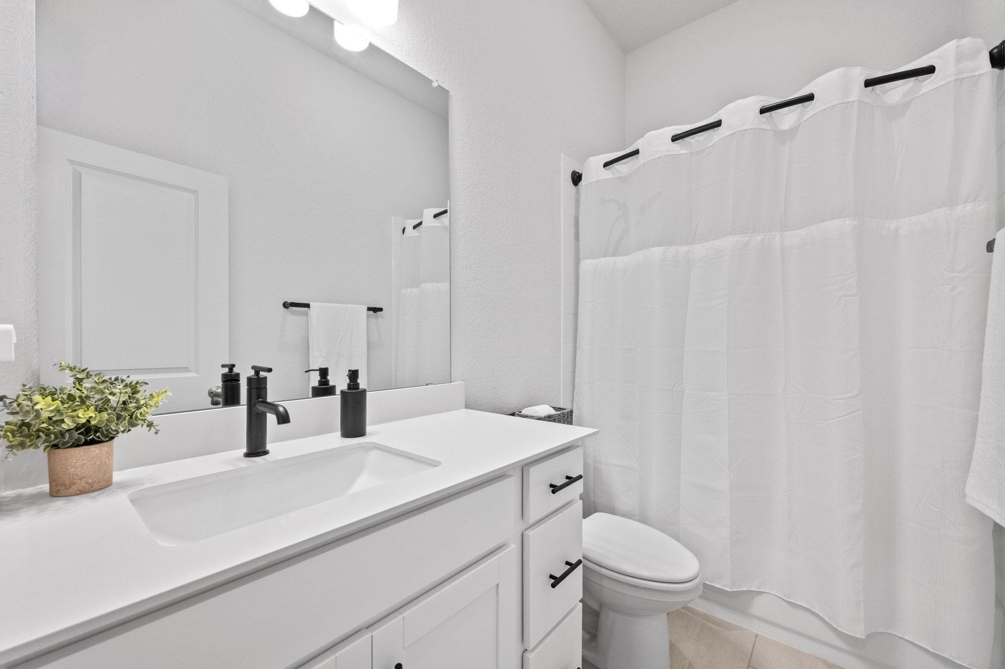 7908 Gilwice Ln, Austin, TX 78744