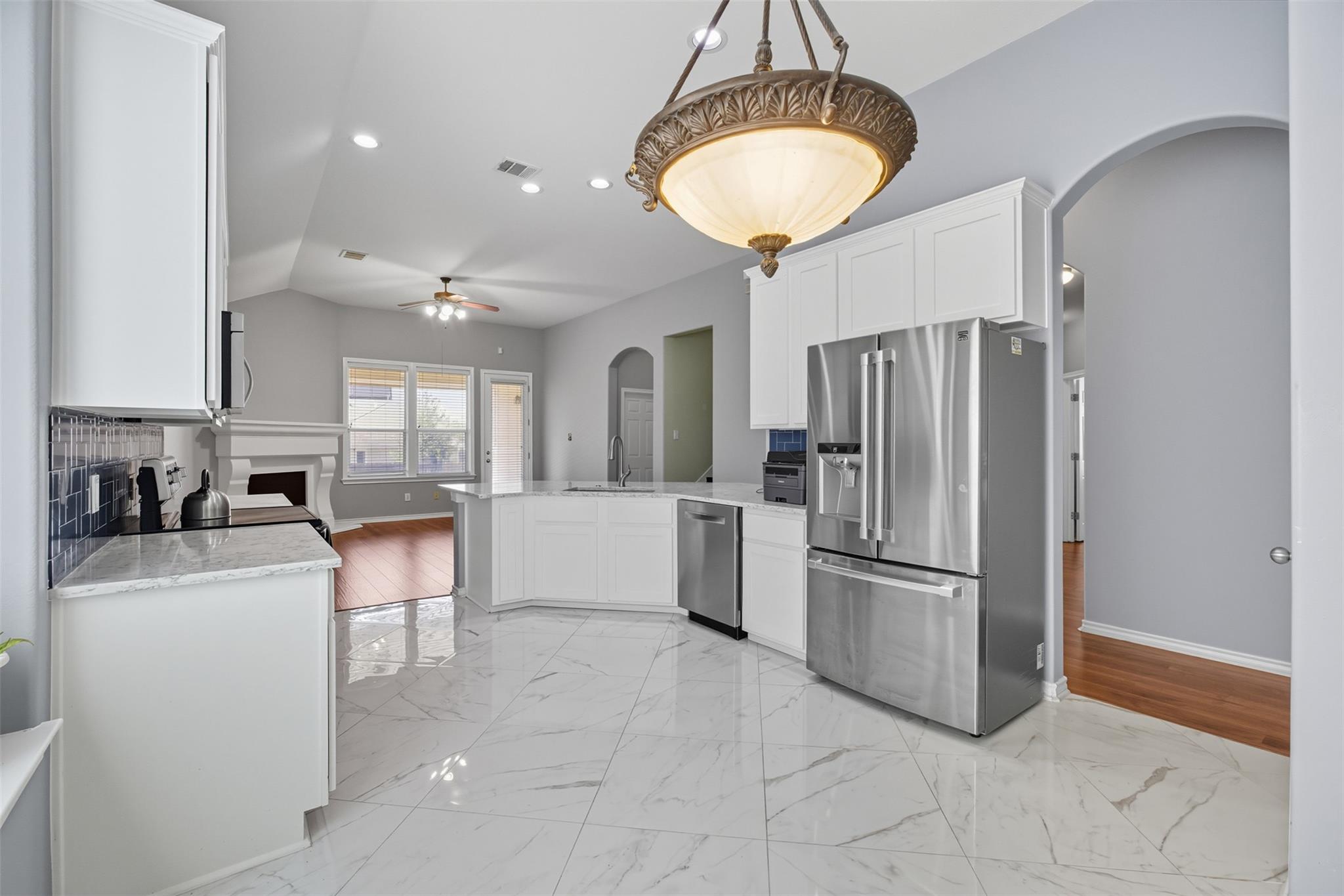 123 Justin Leonard Dr, Round Rock, TX 78664