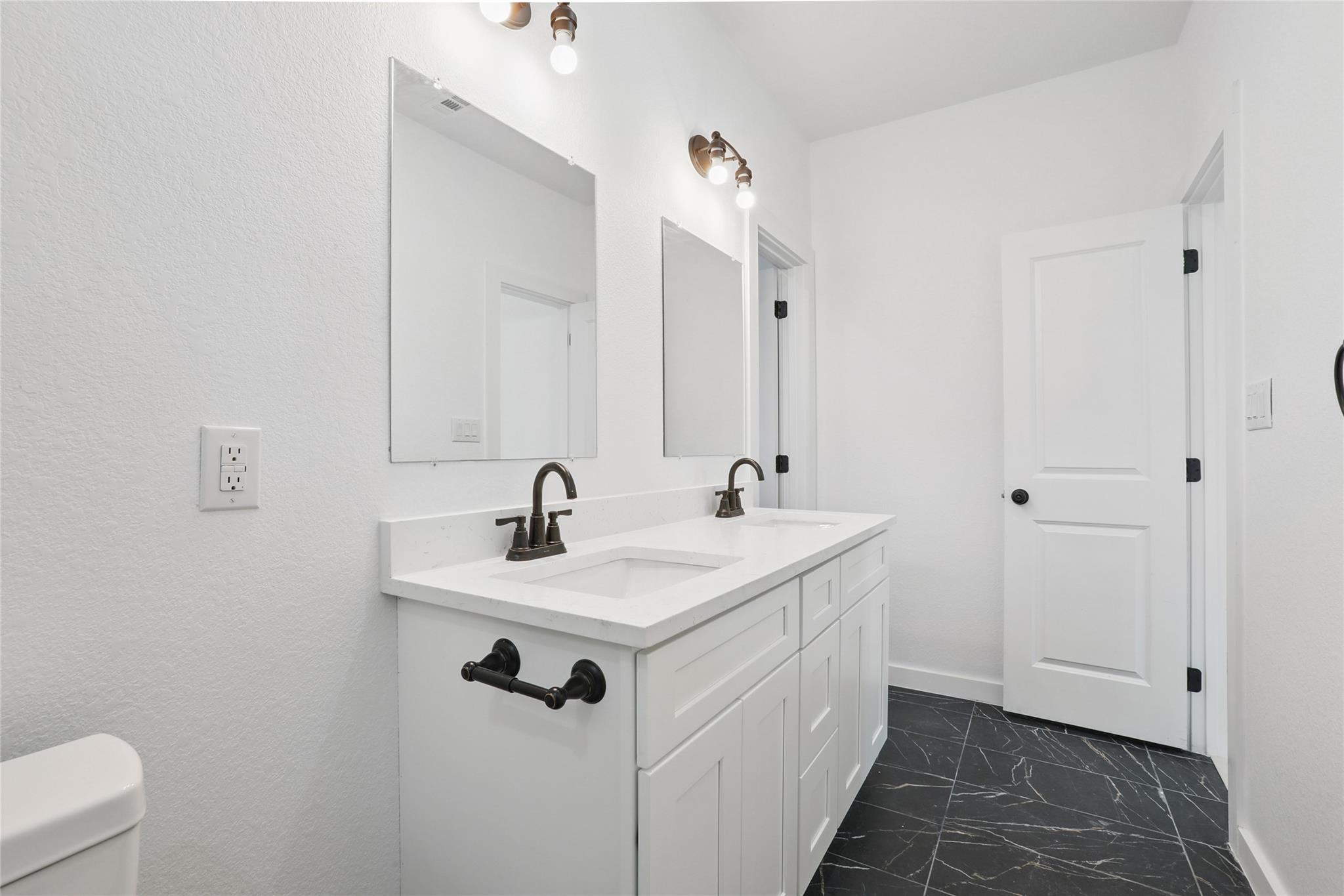 107 Brushwood St, Bastrop, TX 78602