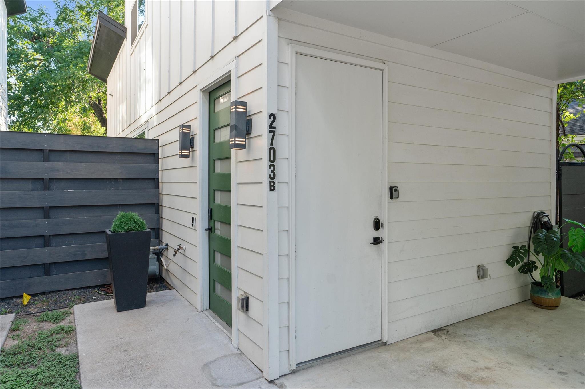 2703 E 3rd St # 2, Austin, TX 78702