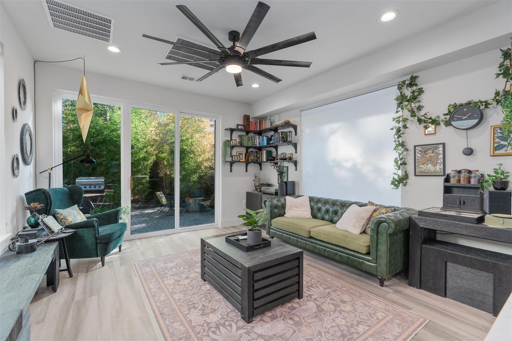 2703 E 3rd St # 2, Austin, TX 78702