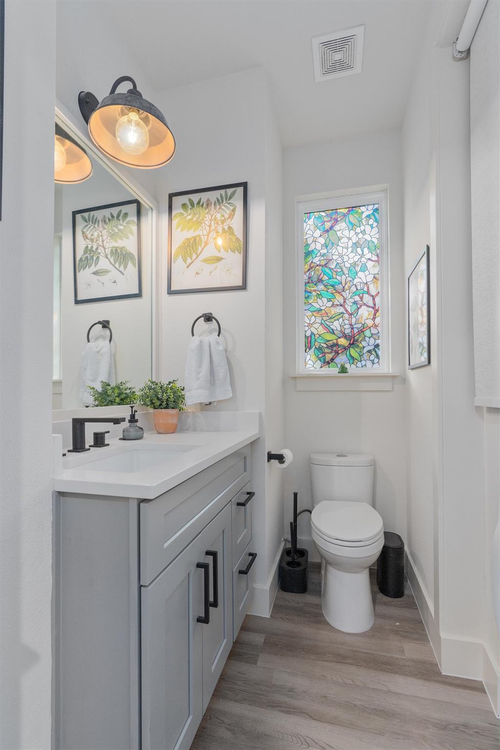 2703 E 3rd St # 2, Austin, TX 78702