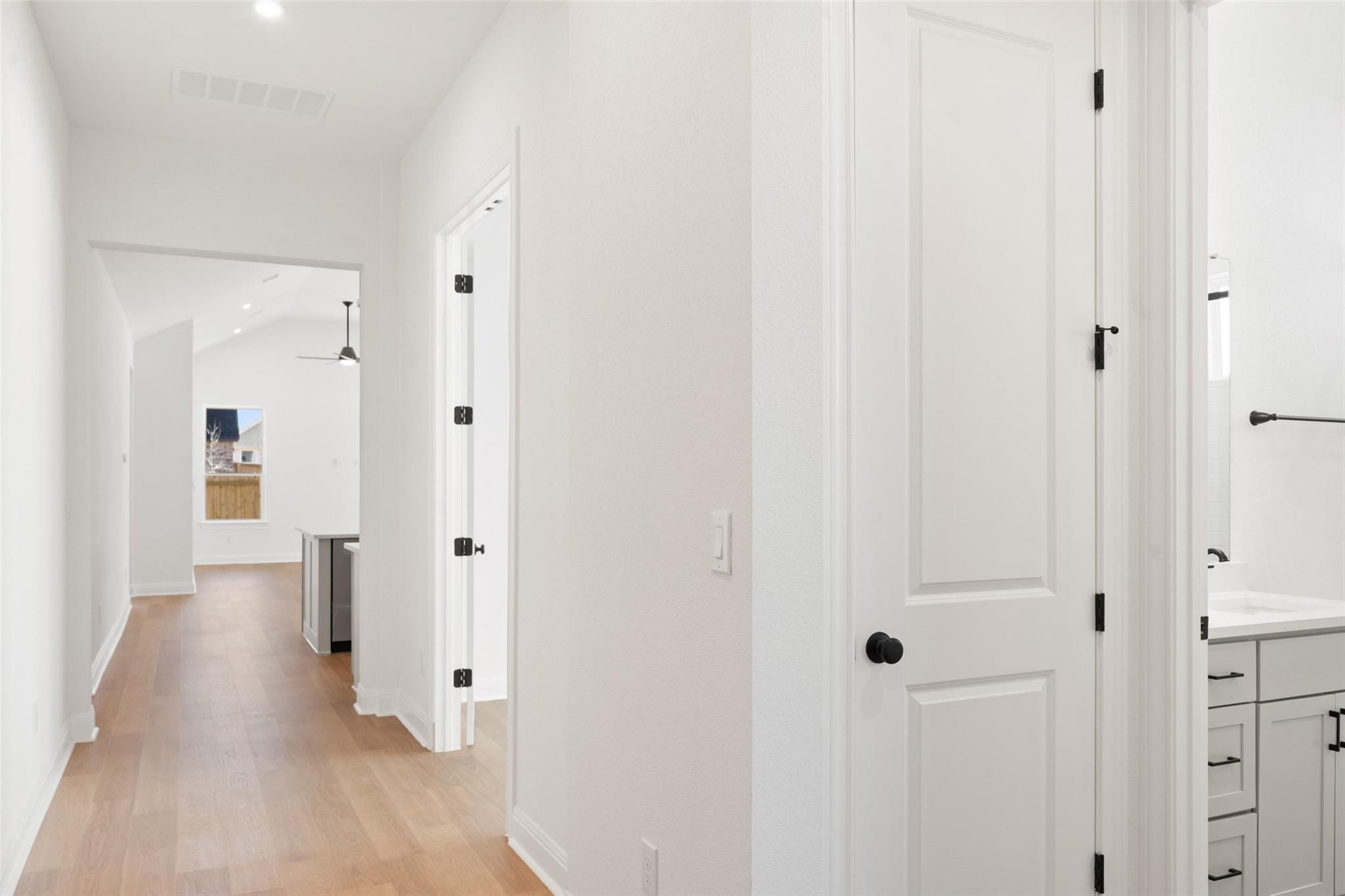 315 San Saba Dr, Buda, TX 78610