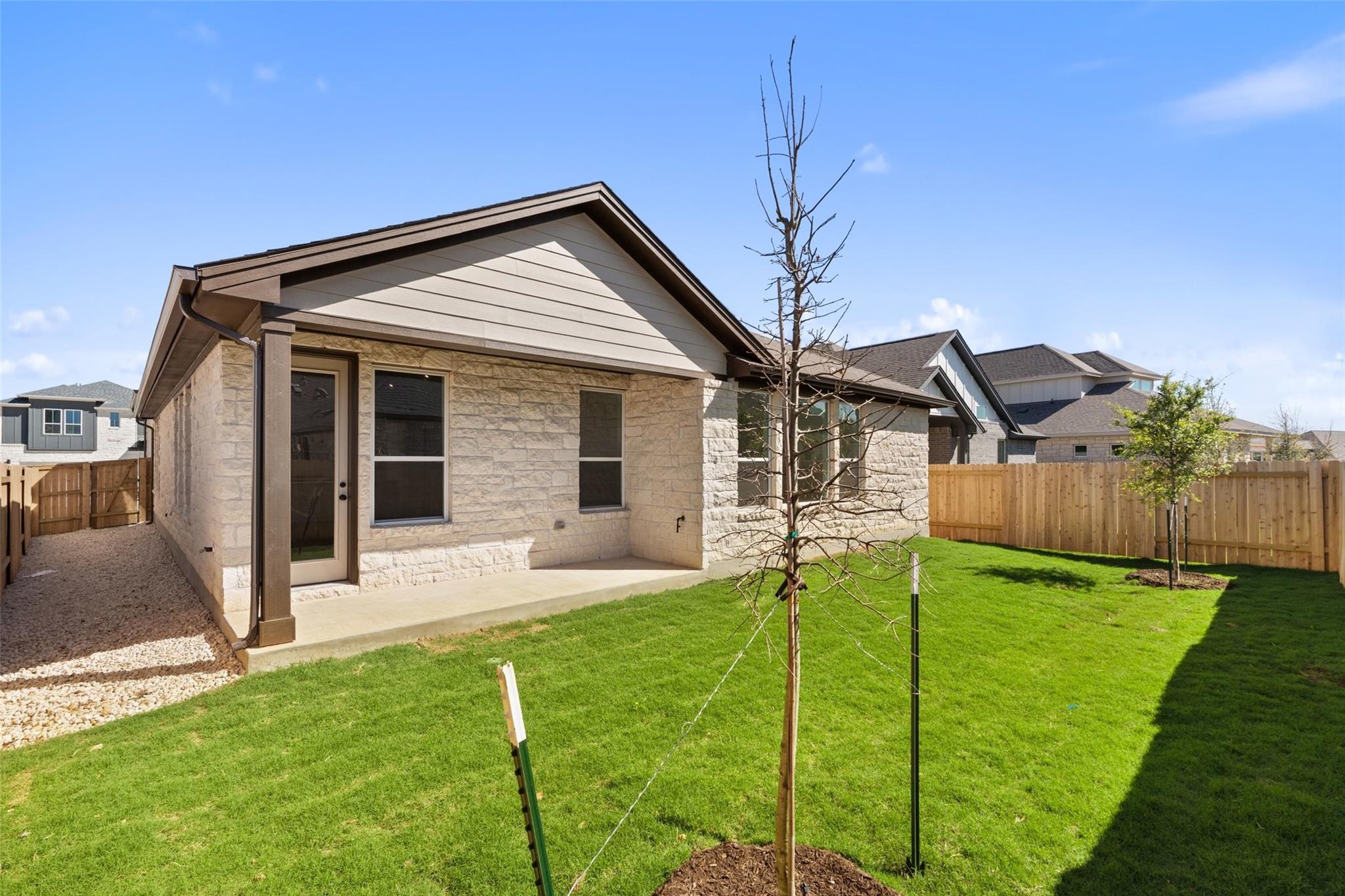 315 San Saba Dr, Buda, TX 78610