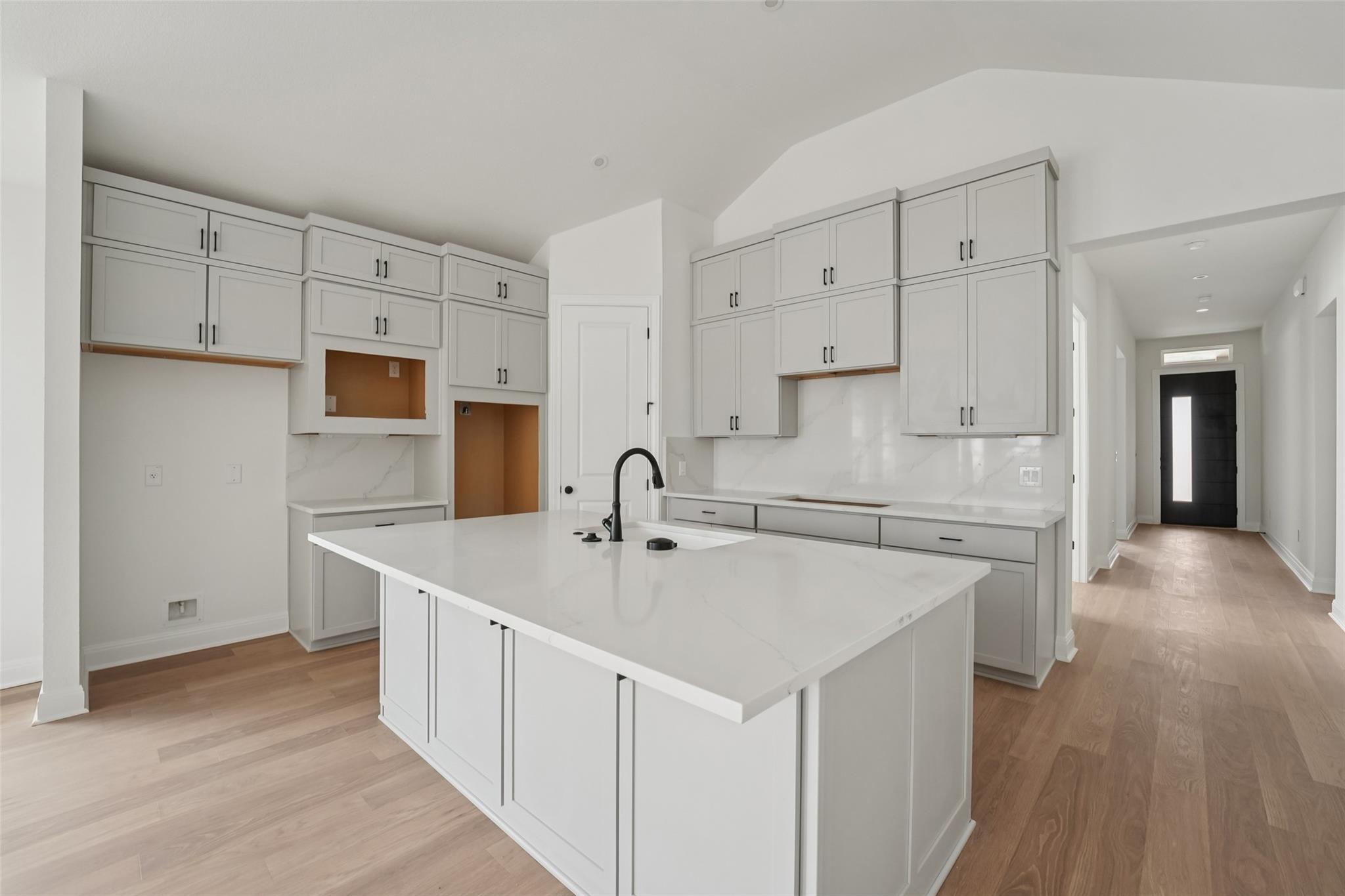 315 San Saba Dr, Buda, TX 78610