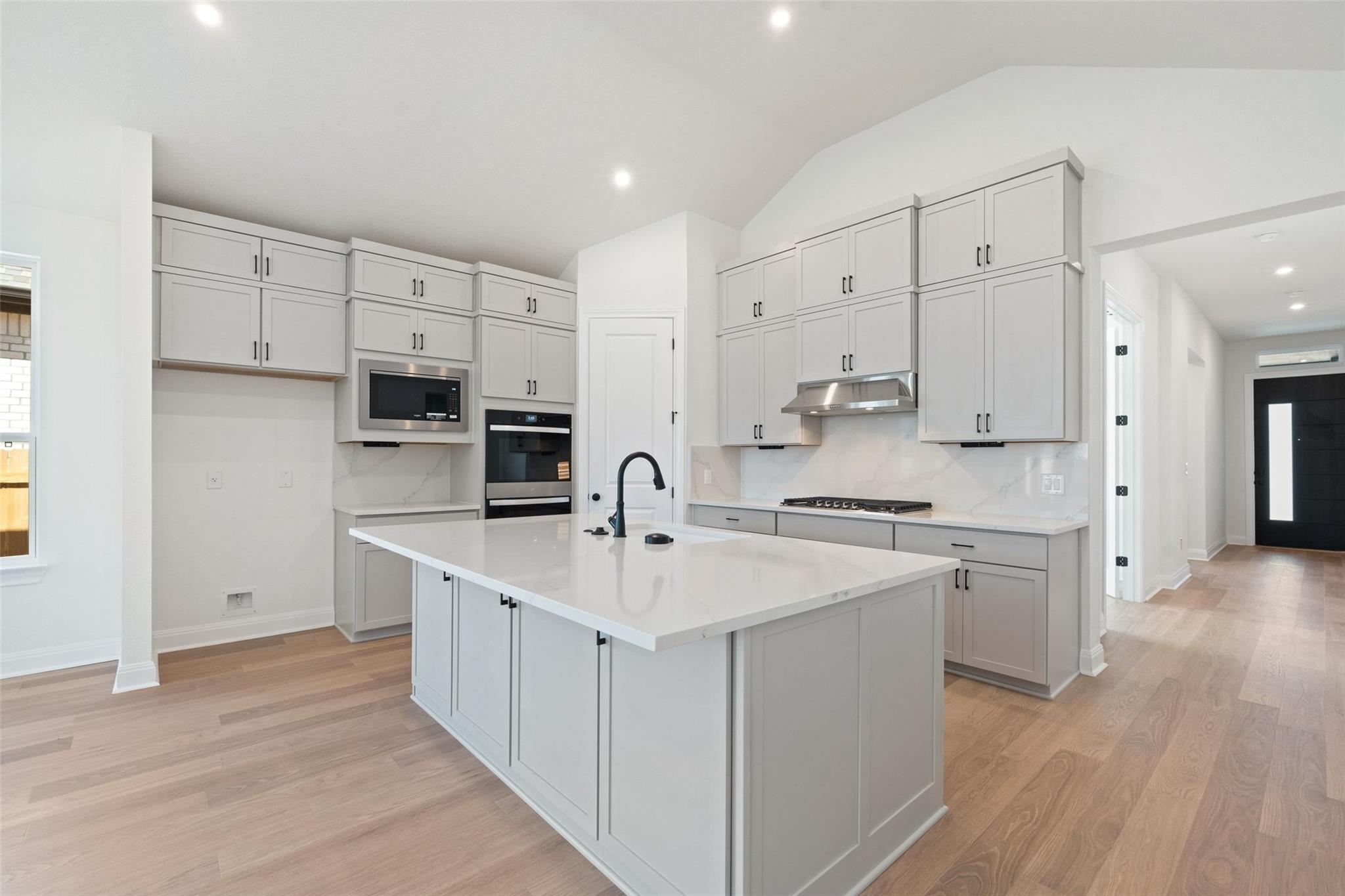 315 San Saba Dr, Buda, TX 78610