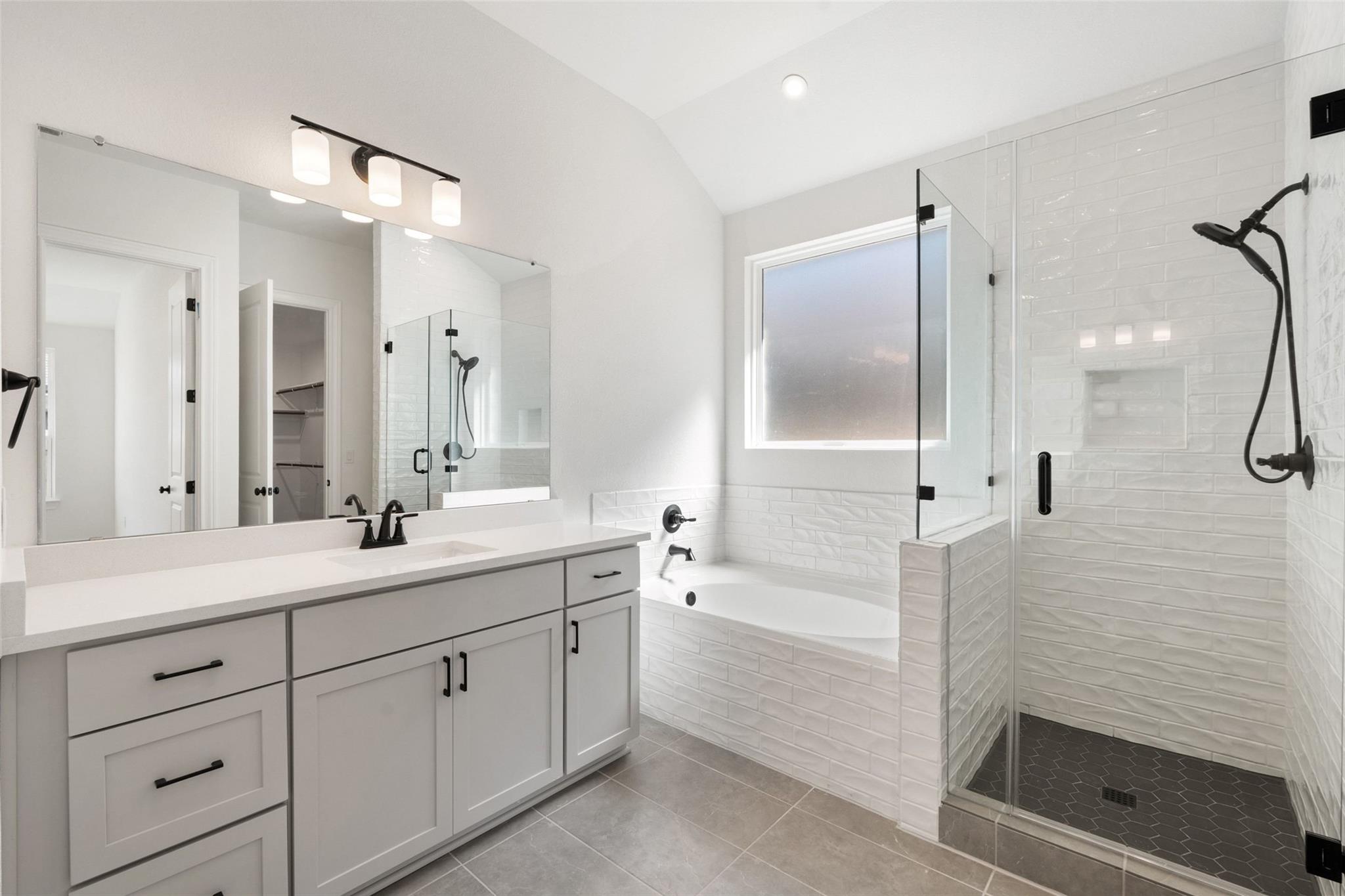 315 San Saba Dr, Buda, TX 78610