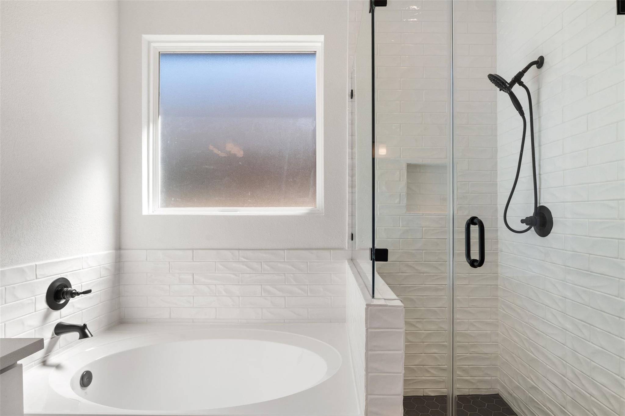 315 San Saba Dr, Buda, TX 78610