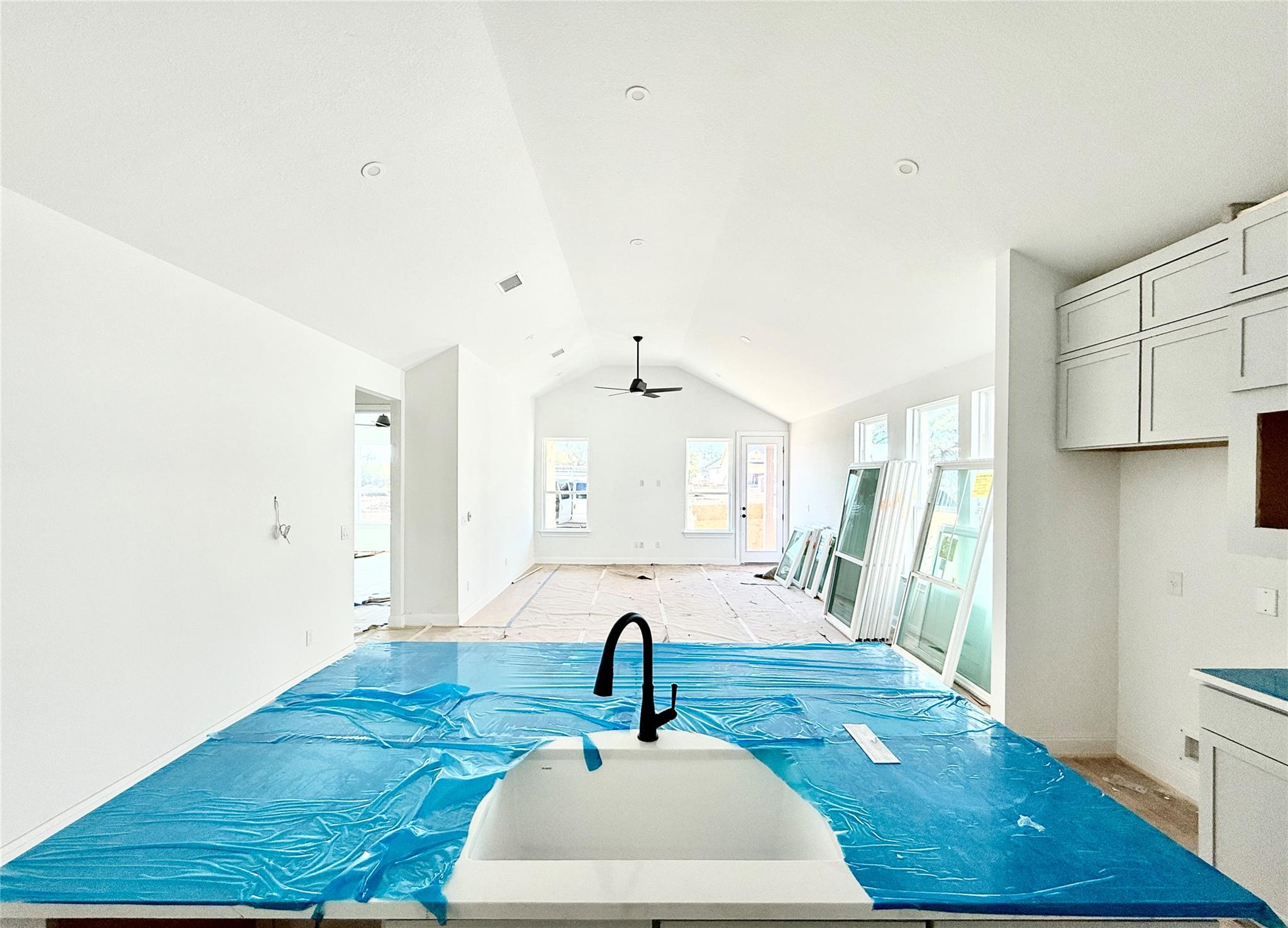 315 San Saba Dr, Buda, TX 78610