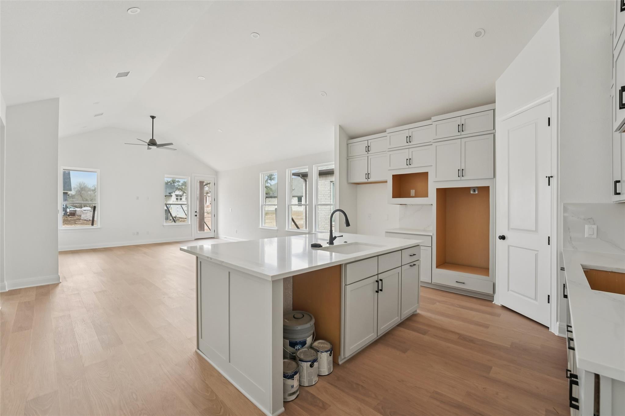 315 San Saba Dr, Buda, TX 78610