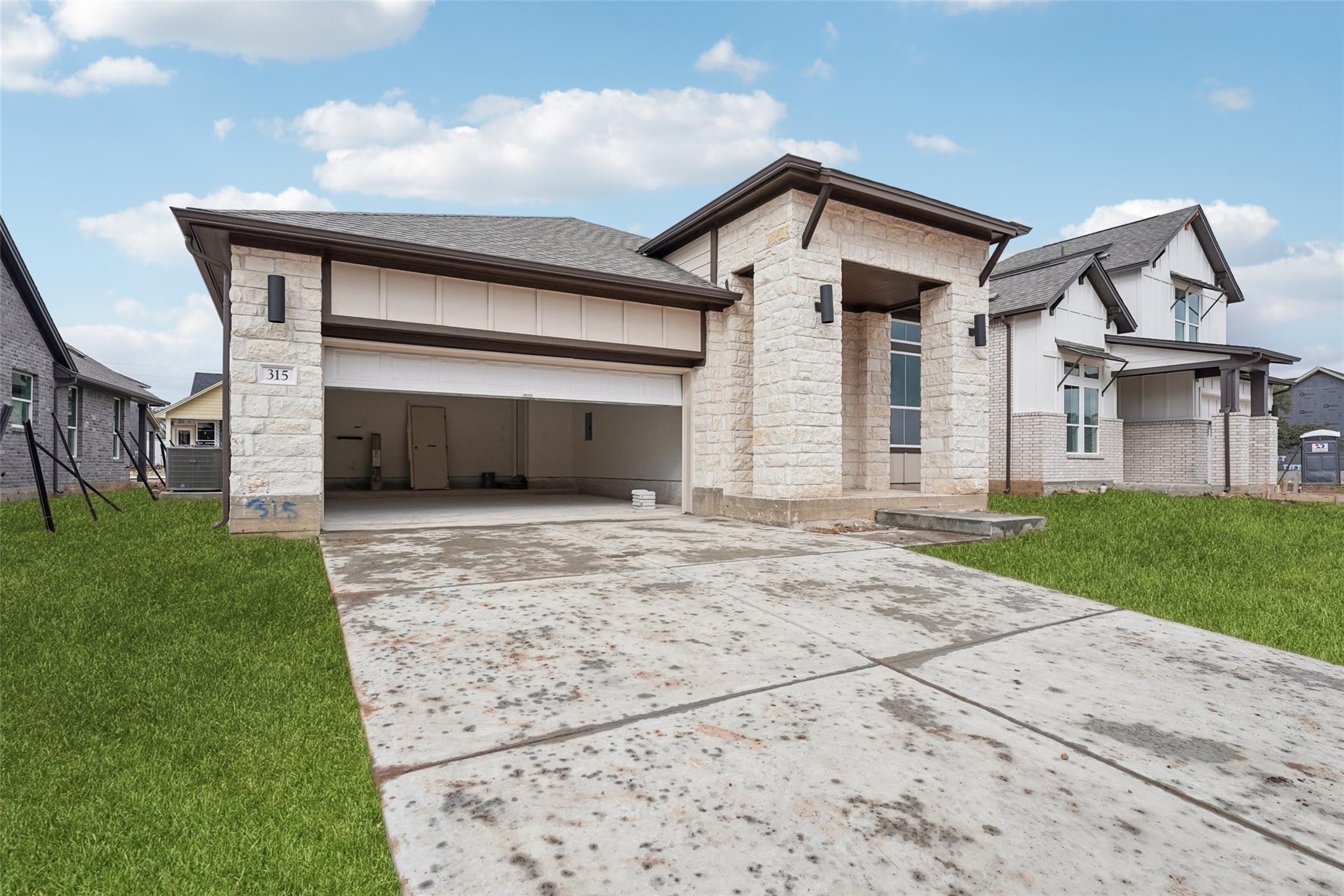 315 San Saba Dr, Buda, TX 78610