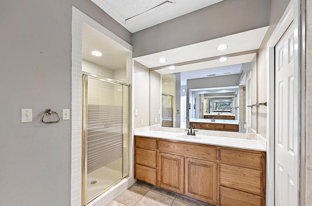 1607 Clubhouse Hill Dr, Spicewood, TX 78669