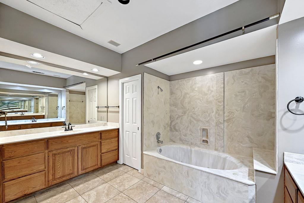 1607 Clubhouse Hill Dr, Spicewood, TX 78669