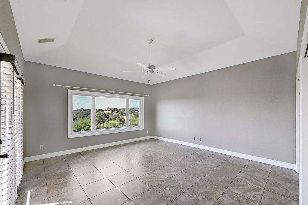 1607 Clubhouse Hill Dr, Spicewood, TX 78669