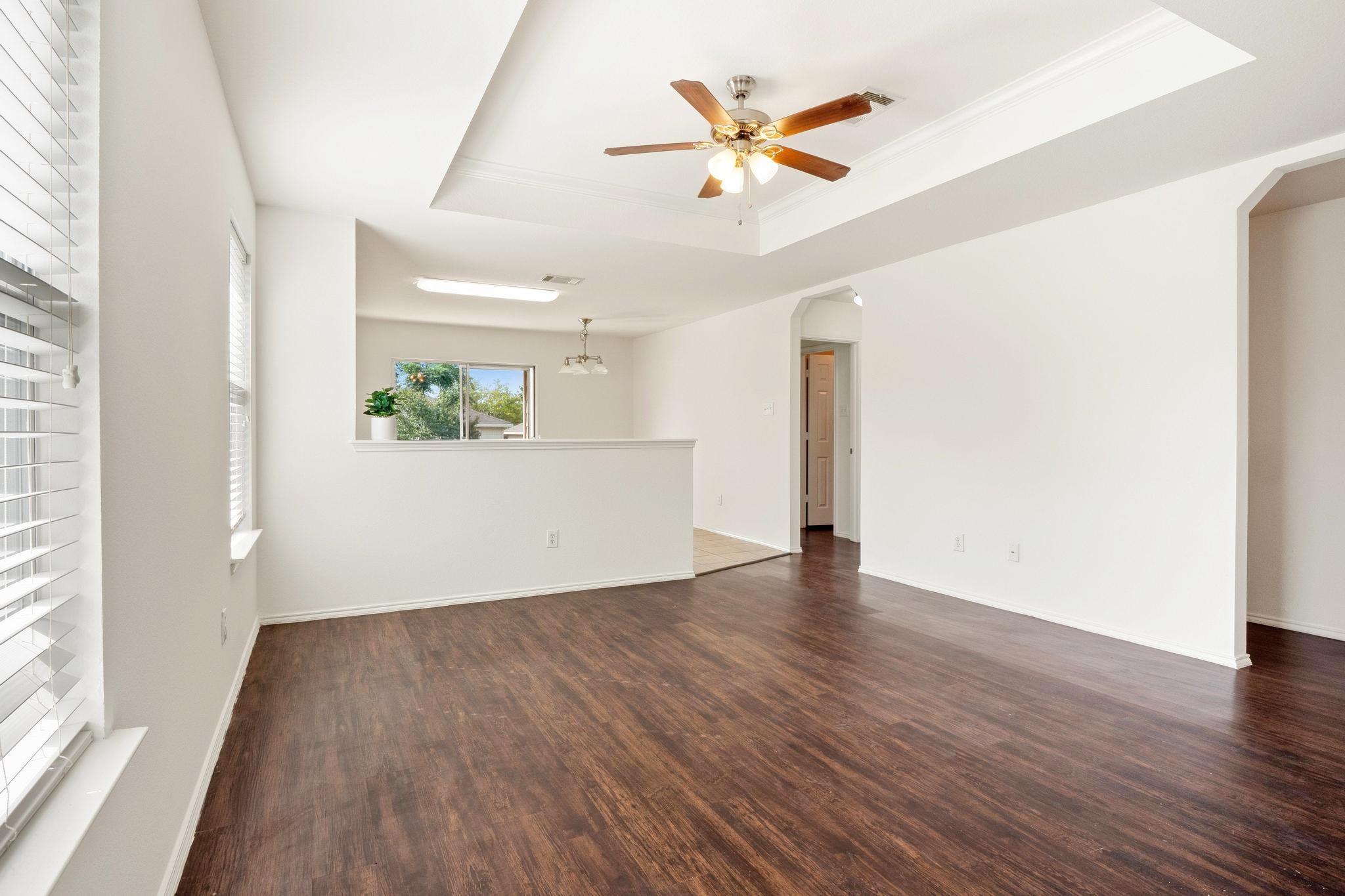 109 Onyx Lake Dr, Kyle, TX 78640