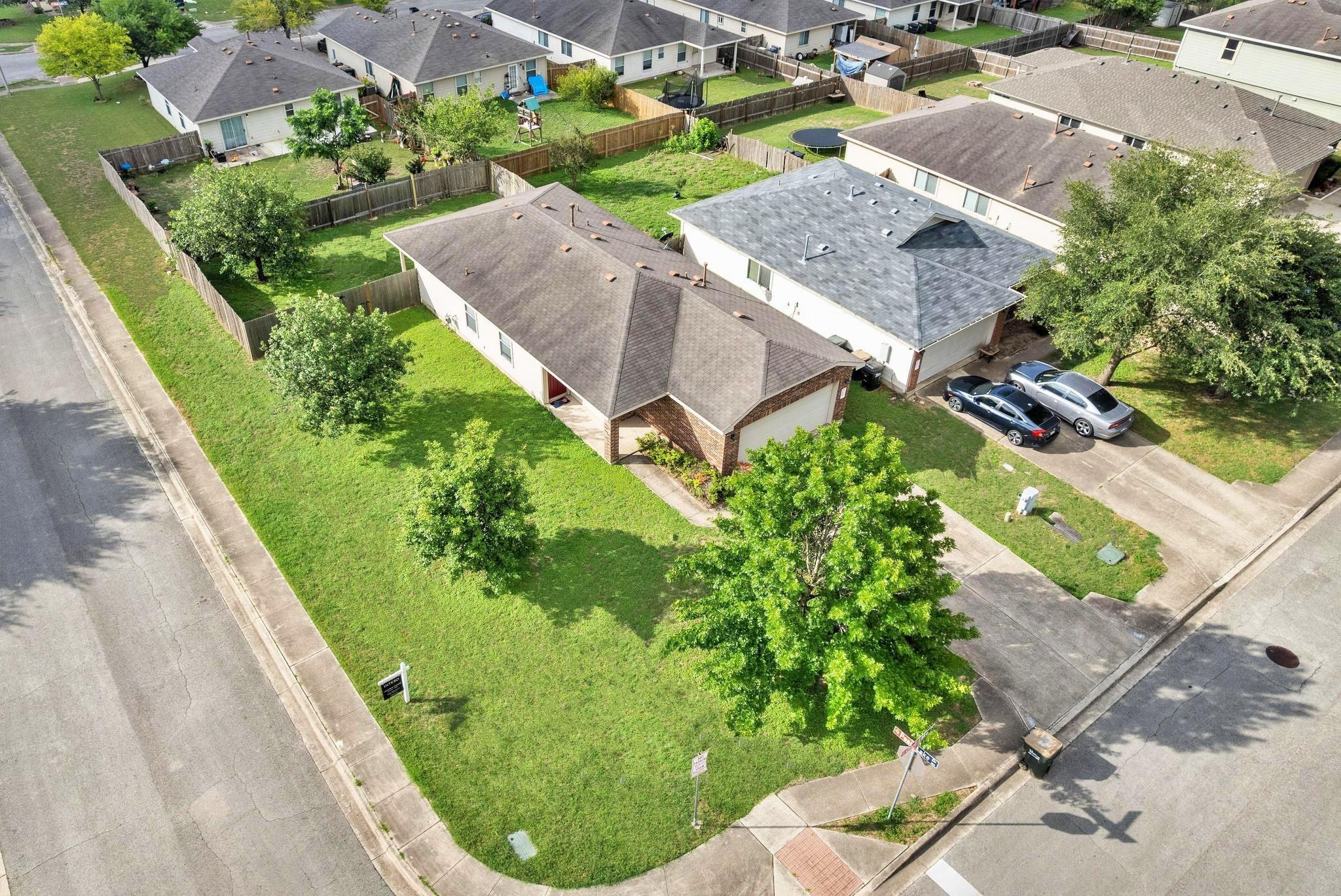 109 Onyx Lake Dr, Kyle, TX 78640