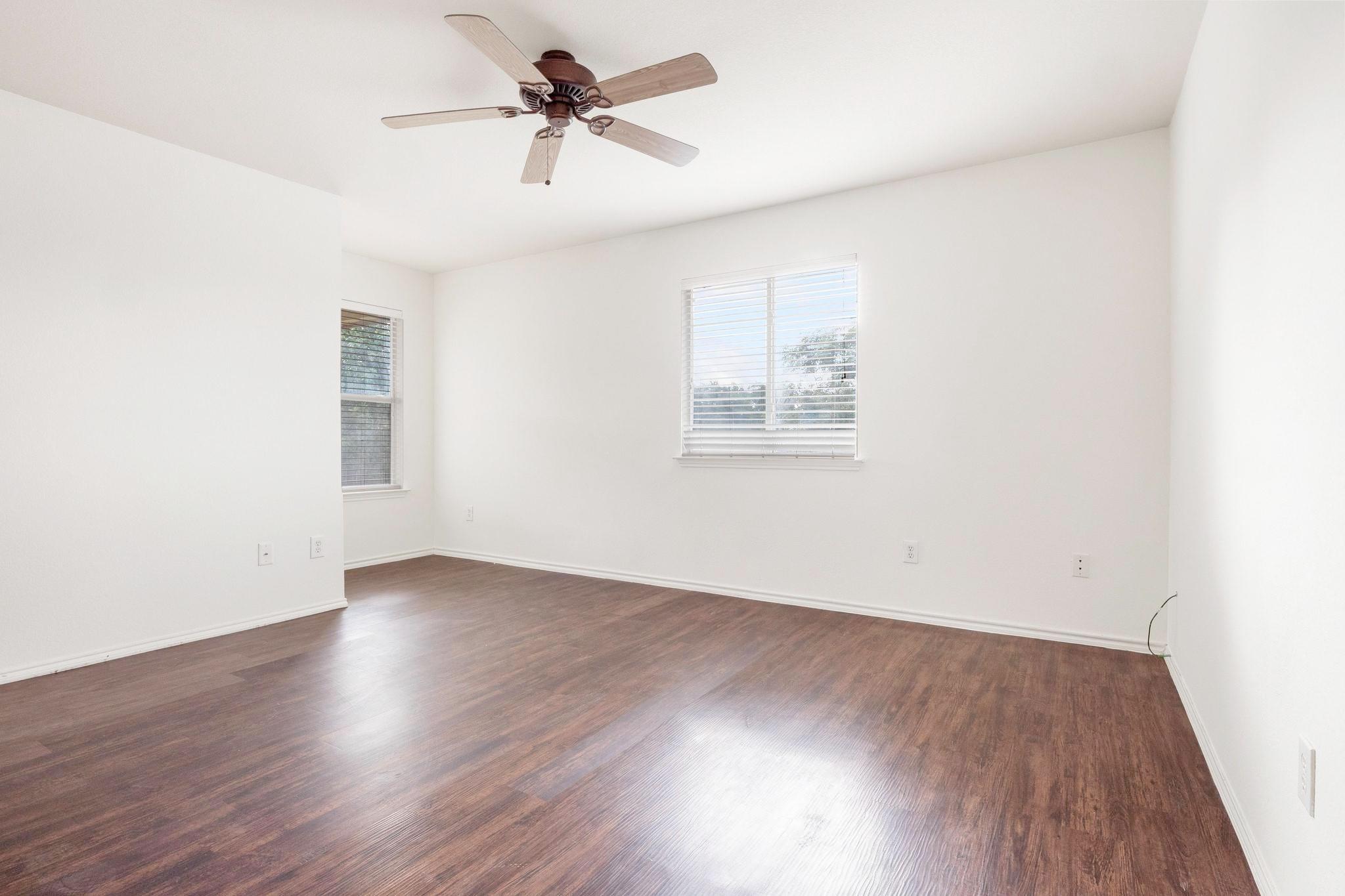 109 Onyx Lake Dr, Kyle, TX 78640